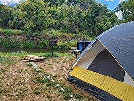 River camping along the Kickpoo